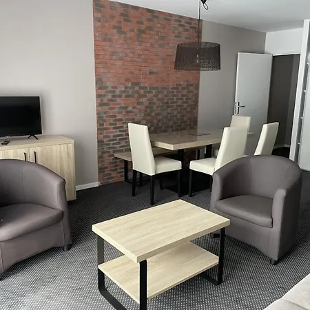 Le Portillo - Piscine - Pour 6 Personnes Mae-4953